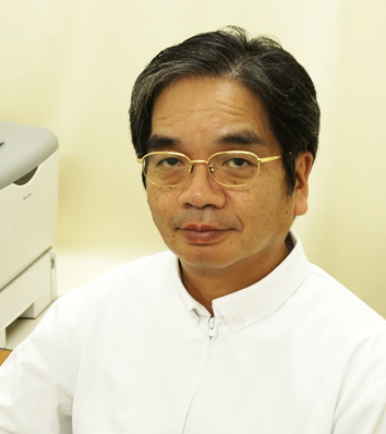 院長　小堀　俊一